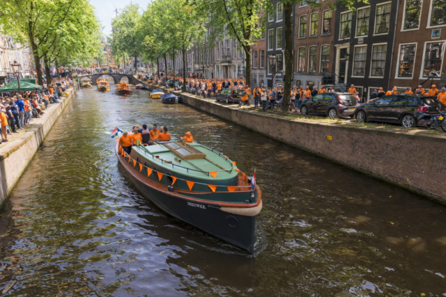 Luxe open boot met schipper