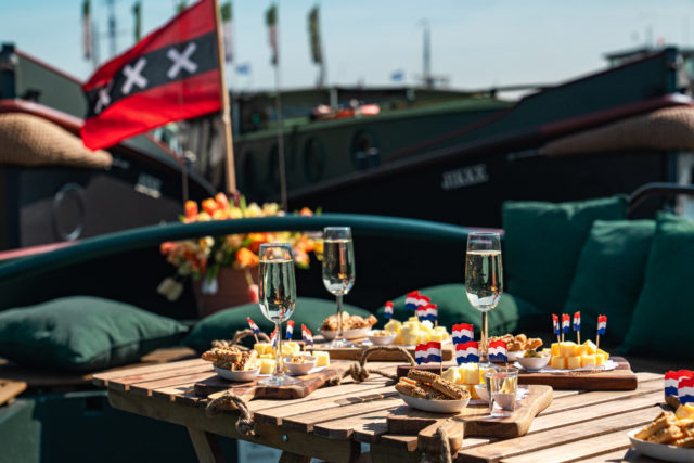 Cheese & Cheers Canal Cruise Amsterdam